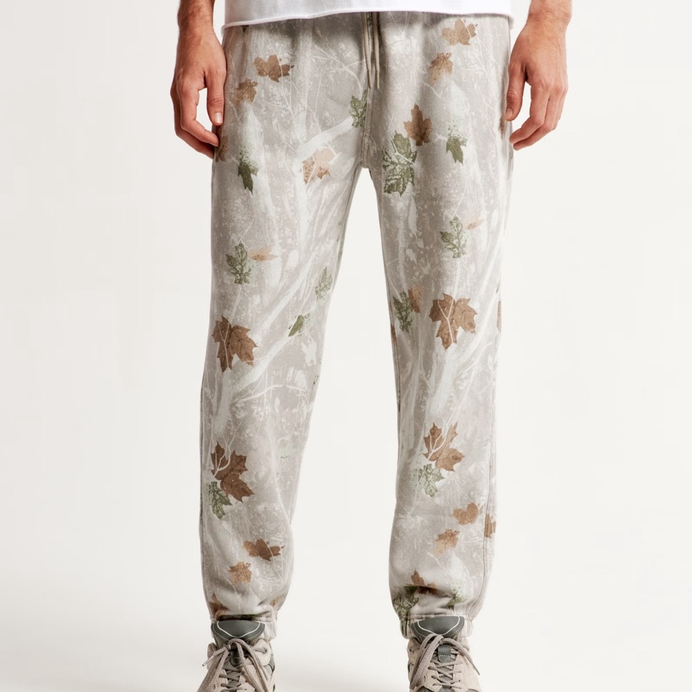 Abercrombie Light Grey Camo Sweatpants